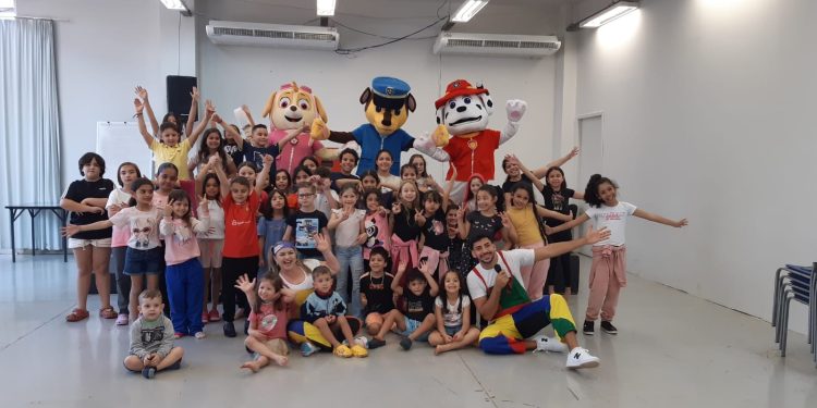 Biblioteca Municipal oferece atividades para alunos em férias