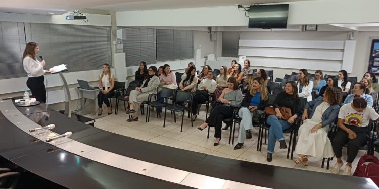 Acicam Mulher promoveu encontro