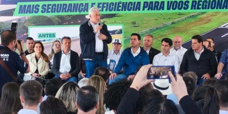 Prefeitura de Campo Mourão inaugura modernização da pista e novo terminal do Aeroporto Municipal