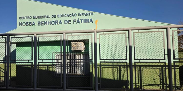 Centro Municipal de Educação Infantil Nossa Senhora de Fátima incentiva resgate de brincadeiras tradicionais e interação entre famílias