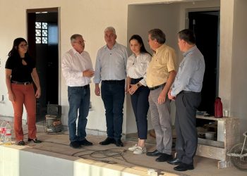 Autoridades realizam visita técnica ao Condomínio do Idoso em Campo Mourão