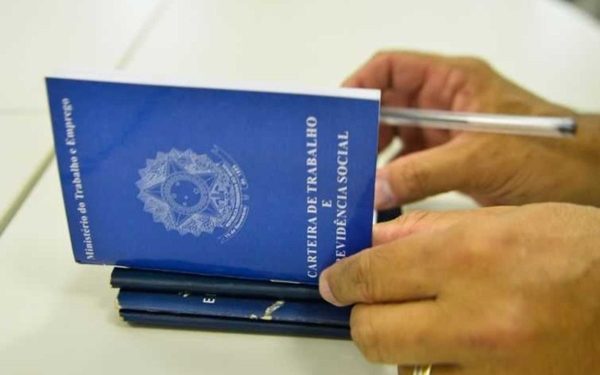 Campo Mourão: setor de serviços impulsiona geração de empregos em julho