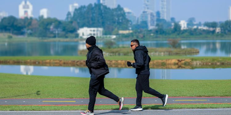 Frente fria faz temperaturas voltarem à média de agosto no Paraná