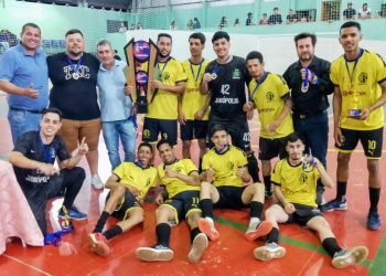 Equipe Bredápolis é campeã da Copa de Futsal com grande público em Farol