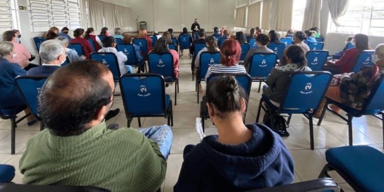 Caminhada em Defesa das Escolas Especializadas mobiliza Campo Mourão neste sábado