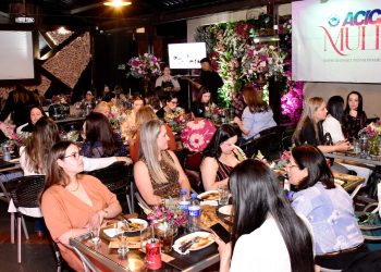 Depoimento e homenagem marcam 1º Encontro Empresarial Feminino