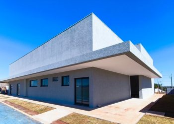 Campo Mourão inaugura nova estação aeroviária e recape da pista do aeroporto com presença do Governador Ratinho Junior