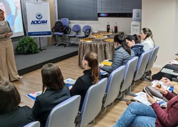 “Finanças Pessoais” foi tema de curso do Sicredi/Acicam Mulher