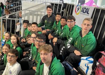 Equipe de Natação de Campo Mourão disputa Campeonato Paranaense em Curitiba