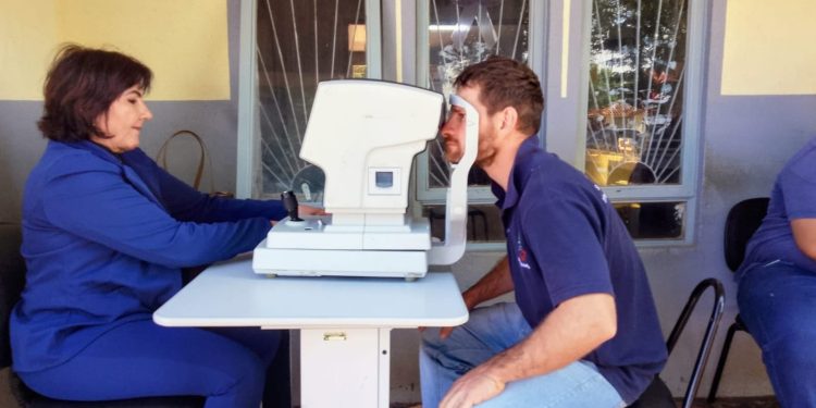 Servidores públicos municipais contaram com exame de acuidade visual em Farol
