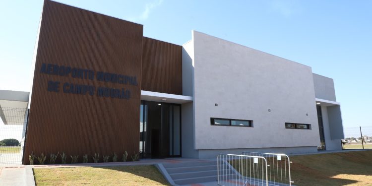 Aeroporto municipal de Campo Mourão retoma operações noturnas