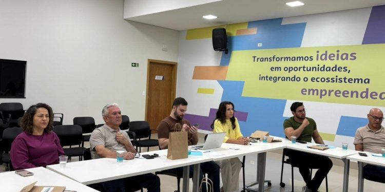 Cacercopar e Sebrae realizaram capacitação em Campo Mourão