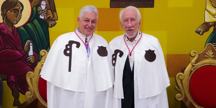 Governador do Paraná e prefeito de Campo Mourão são nomeados na Ordem de Santiago de Compostela