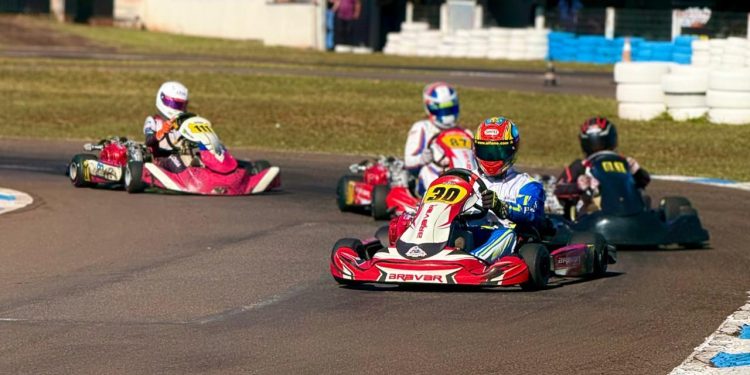 Campo Mourão recebe neste domingo a 4ª etapa da Copa União de Kart