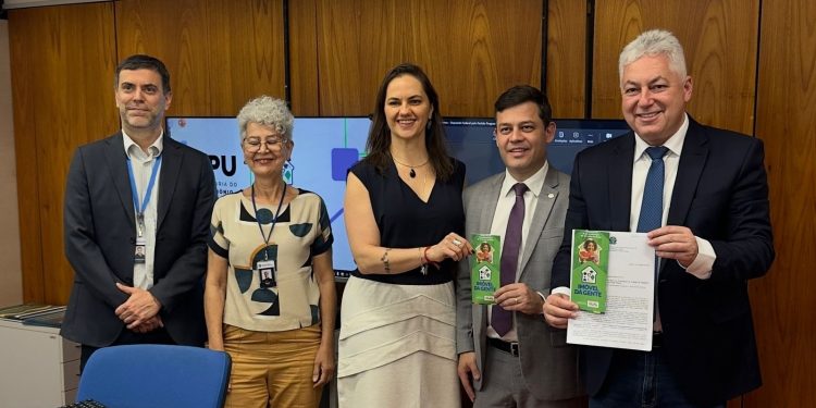 Prefeito Douglas cumpre intensa agenda em Brasília em busca de recursos para Campo Mourão