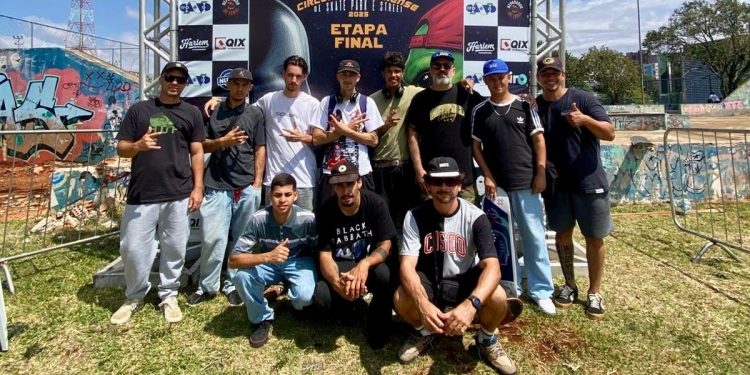 Atletas de Campo Mourão brilham na etapa final do Campeonato Paranaense de Skate em Cascavel