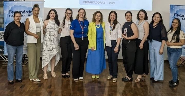 Cmeg/Campo Mourão realizou reunião com suas embaixadoras