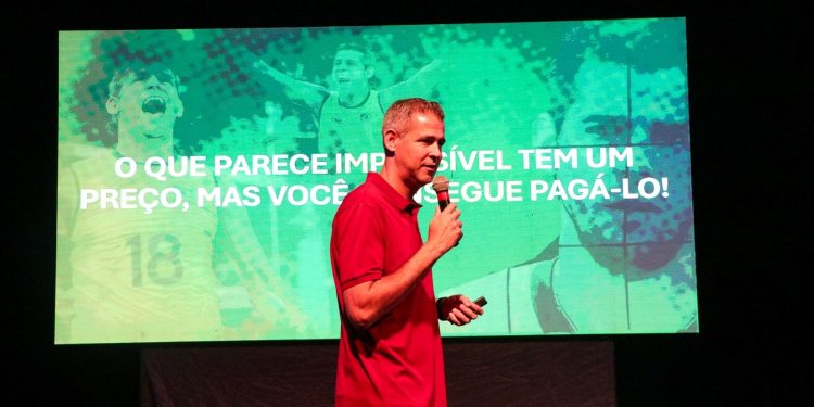 Semana Municipal do Esporte começa com palestra de Dante Amaral em Campo Mourão