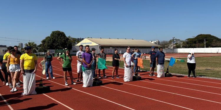 “Dia da Família” da Escola Monteiro Lobato reúne comunidade e arrecada doações para a Santa Casa