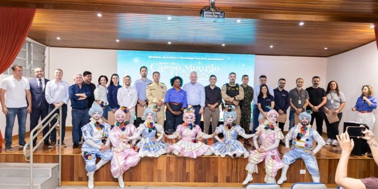 Evento marcou o lançamento do projeto Atividades Culturais Campo Mourão Cidade Natal 2025