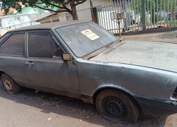 Prefeitura de Campo Mourão notifica donos de veículos abandonados nas vias públicas