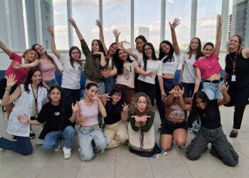 Projeto Paideia: Encerramento celebra, em Campo Mourão, formação de jovens empreendedoras