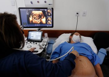 Campanha Outubro Rosa promove ações voltadas à saúde da mulher em Campo Mourão