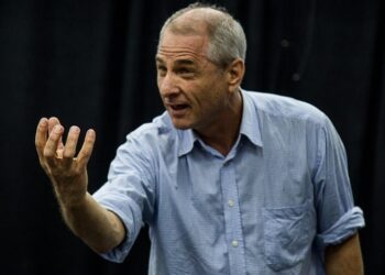 Fetacam promove encontro com o ator mourãoense Ney Piacentini, um dos grandes nomes da atuação teatral no Brasil