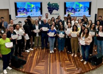 Campo Mourão avança na certificação em Cidades Inteligentes e recebe Selo CIRS de Maturidade