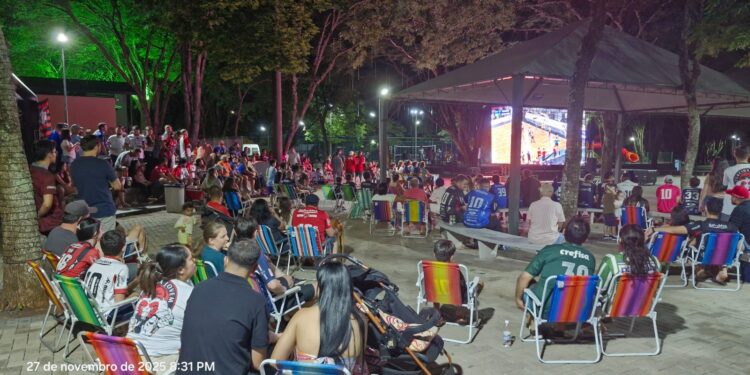 Prefeitura de Campo Mourão instala telão para transmissão da final da Série Ouro do Paranaense de Futsal