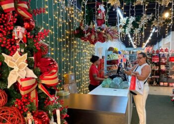Campo Mourão: Comércio terá horário especial em todos os sábados de dezembro