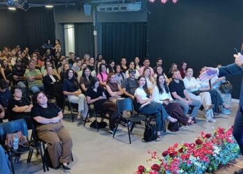 Palestra promovida pela Acicam reúne mais de 200 participantes