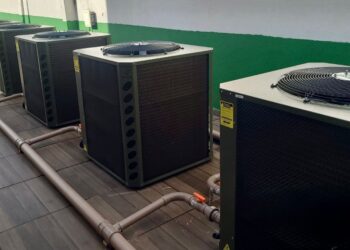 Prefeitura realiza troca de motores e instala novo termômetro para garantir aquecimento adequado da piscina do Parque Aquático Municipal