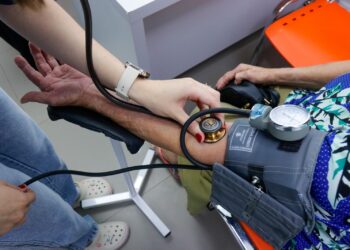 Secretaria de Saúde em parceria com o Projeto Humanika realiza mais de 100 atendimentos em ação de saúde no Campus do Integrado