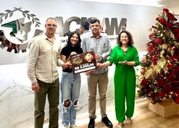 Acicam: Entrega de vales-compra de R$ 5 mil