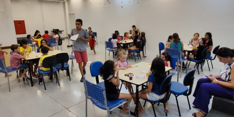 “Férias na Biblioteca” oferece opção de cultura e lazer para crianças; inscrições abrem nesta quarta-feira