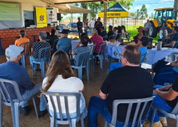 Produtores rurais recebem orientações sobre linhas de crédito especiais em Campo Mourão