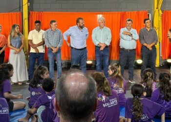 Secretário de Estado faz visita técnica a Associação Sou Arte