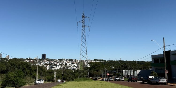 Prefeitura de Campo Mourão abre nova licitação para pavimentação da Avenida das Torres