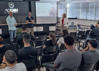 Mais de 50 contabilistas no curso da Fecopar/SinConCam