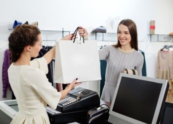 Campo Mourão: Último sábado de março com lojas abertas até às 17 horas