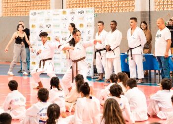 Festival Nota 10 reúne alunos do Karatê nas Escolas neste sábado no CAIC