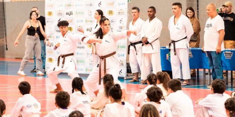 Festival Nota 10 reúne alunos do Karatê nas Escolas neste sábado no CAIC
