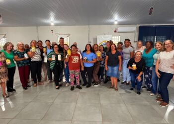 Prefeitura de Campo Mourão promove oficina de confecção de potes decorados em parceria com a UTFPR