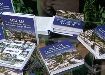 Livro relata os 72 anos da Acicam