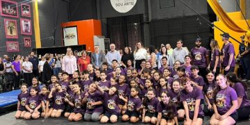 “Arte que Transforma”: Uniformes entregues para a 11ª turma