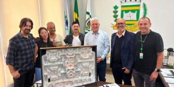 Prefeitura encaminha projeto para denominar Sala de Exposições Bernardo Matos no Teatro Municipal