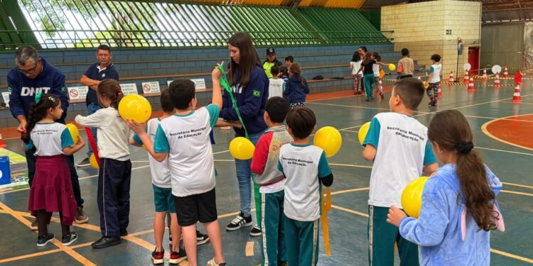 Educação para o trânsito é tema de ação do Maio Amarelo no CAIC em Campo Mourão