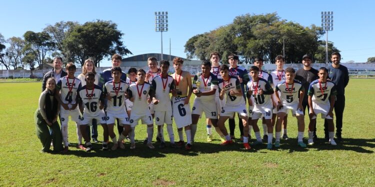 Campo Mourão define campeões da fase municipal do Paraná Bom de Bola 2026