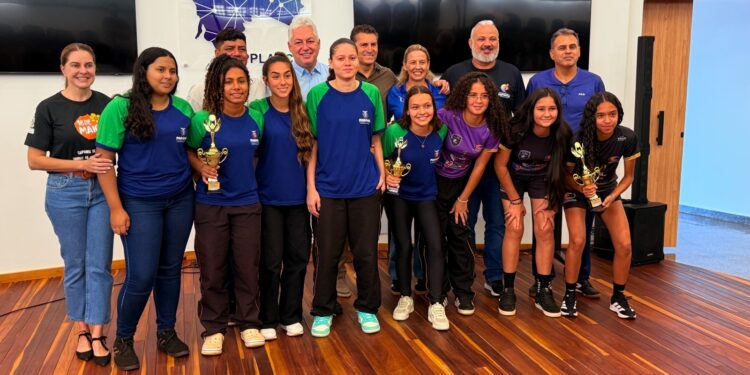 Campo Mourão premia campeões da Fase Municipal dos Jogos Escolares 2026